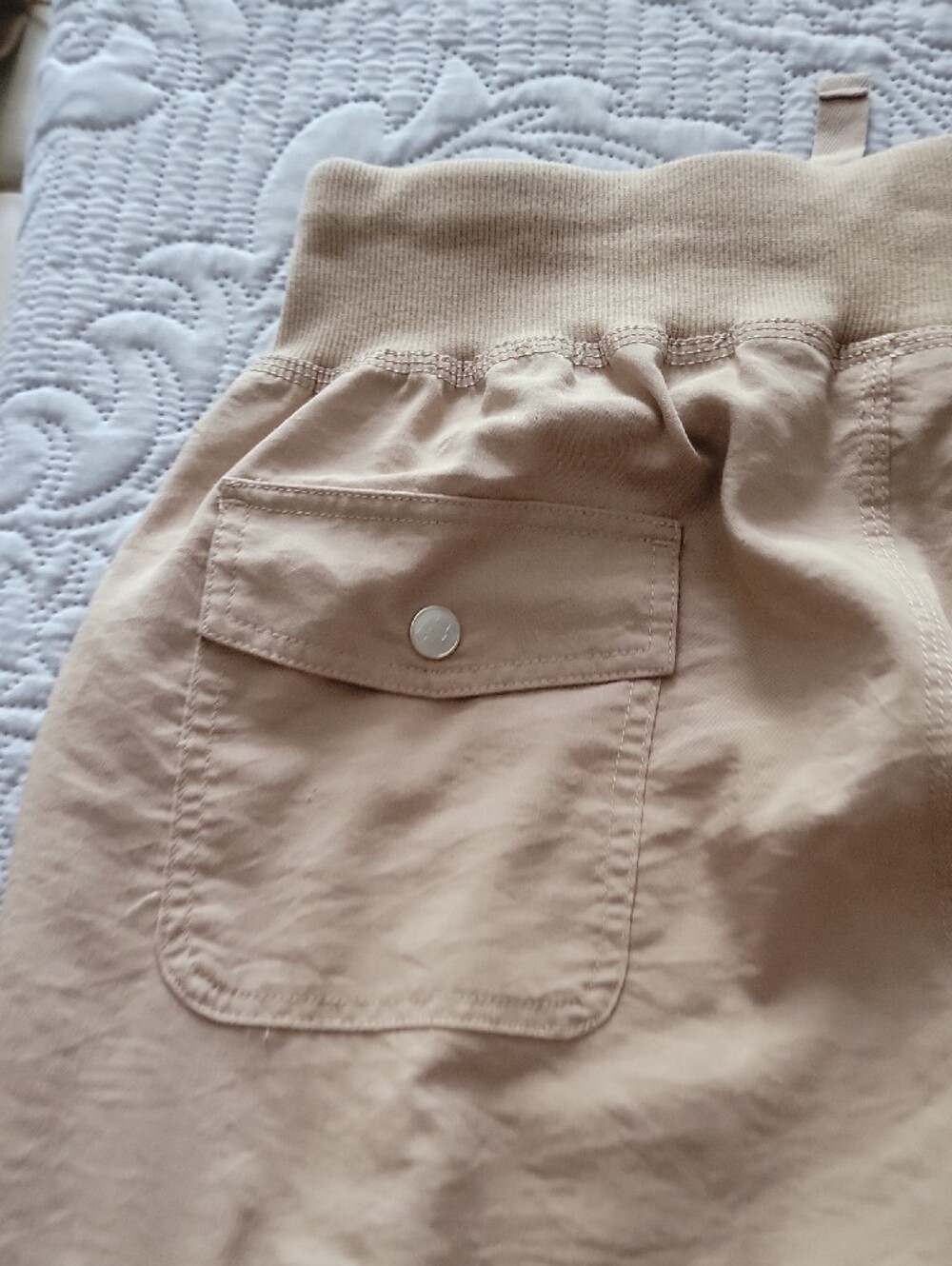 Ladies Size Medium Drawstring Cargo Jogger Pants - Khaki Lightweight - Picture 11 of 12
